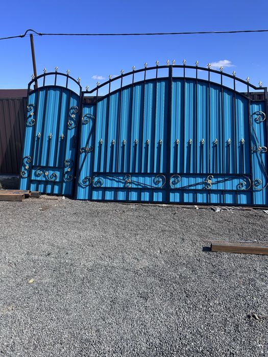 Козерог,Навес,Ворота,Перила,Качеля