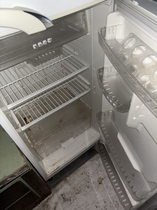 Продам холодильник