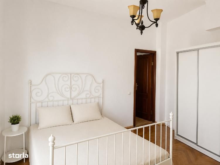 Vilă cu 2 apartamente 4 camere și mansardă, Ultracentral