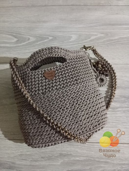 Сумочка ручной работы, цвета "капучино" 
Связана крючком из ЭКО - шнур