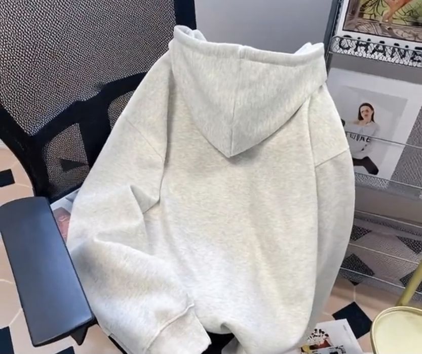 Продам зипку новая