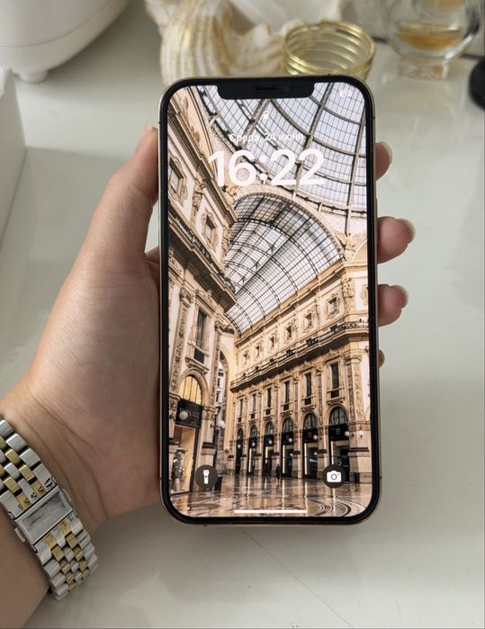 Продам iPhone 12 pro max