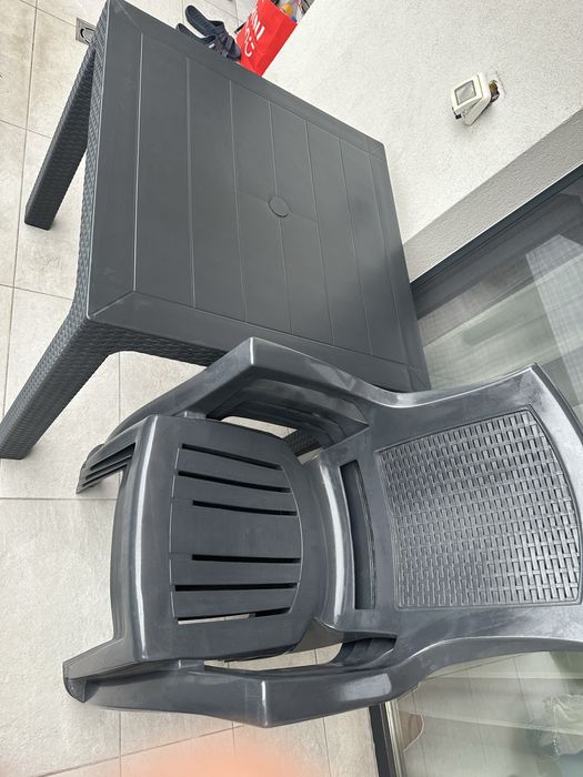 Set masa cu 4 scaune pentru balcon/terasa
