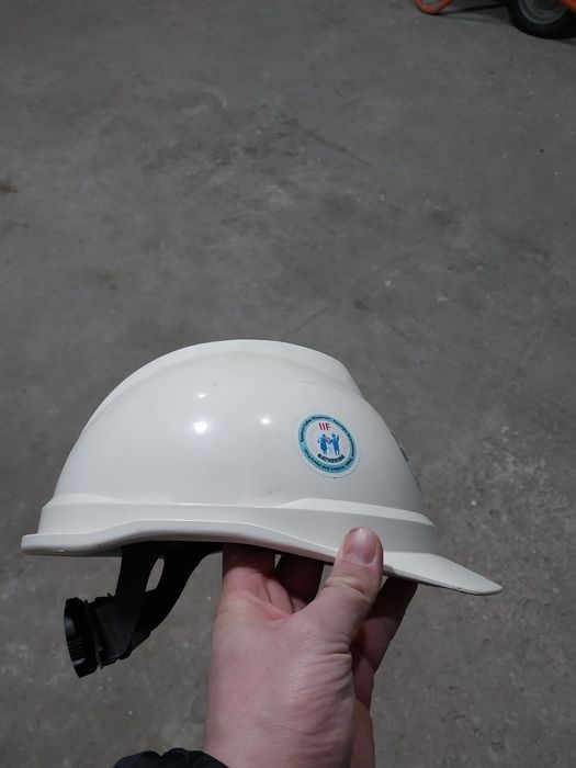 Продается Каска ТШО белый