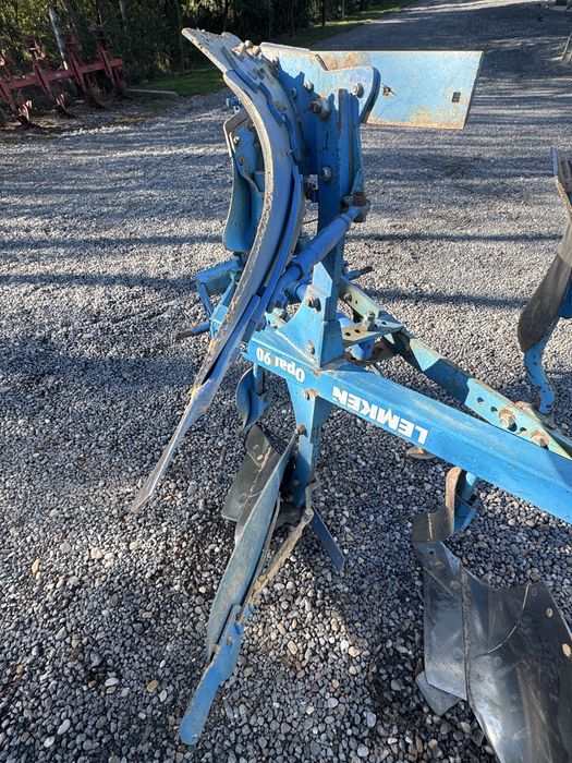 Plug LEMKEN OPAL 3 brazde