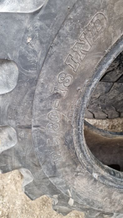 Anvelopă buldo 12.5/80-18 marca BKT, 12 ply