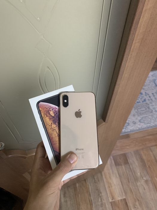 Продам Айфон XS 64gb