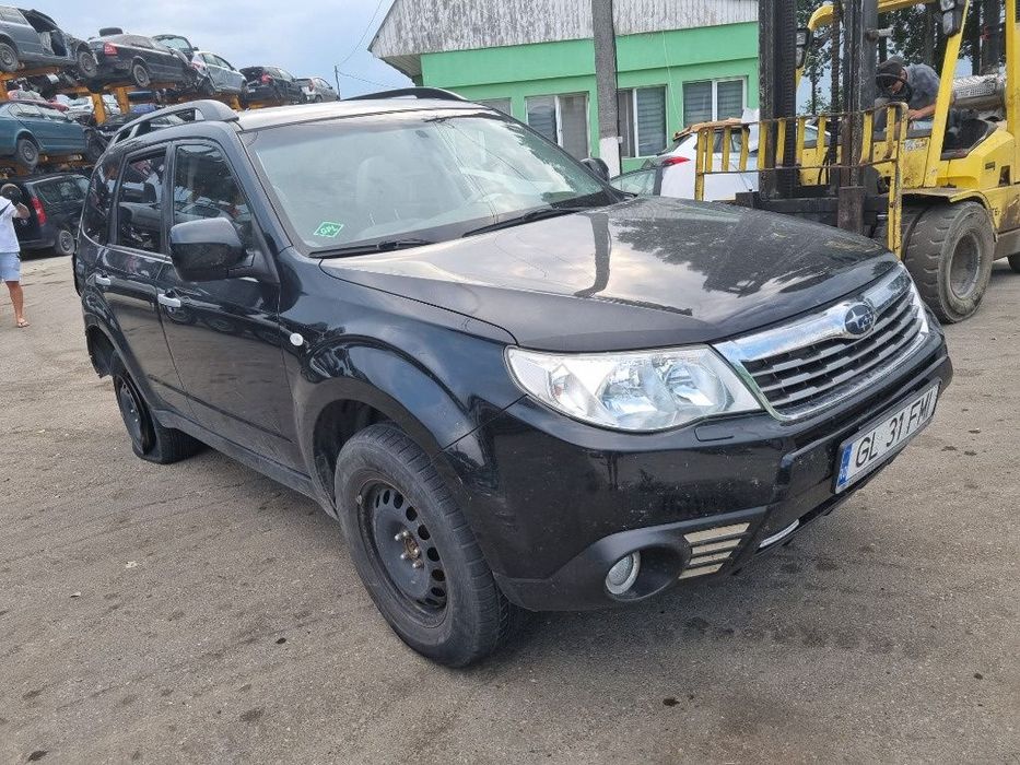 bara fata spate capota trager calandru haion stop tripla oglinda stanga dreapta Subaru Forester 3 motor 2.0 benzina 150cp FB20 dezmembrez