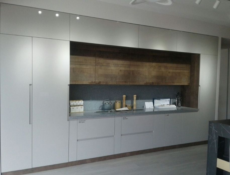 Кухонний горнитур без ручка