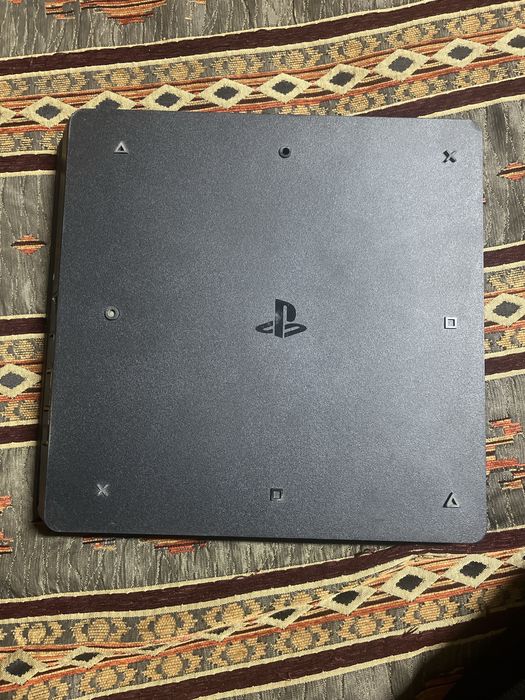 Sony PlayStation 4 slim
