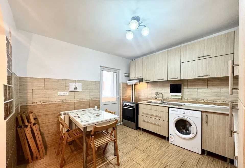 Apartament 3 camere, Rahova, stradal cu vedere spate, izolat termic
