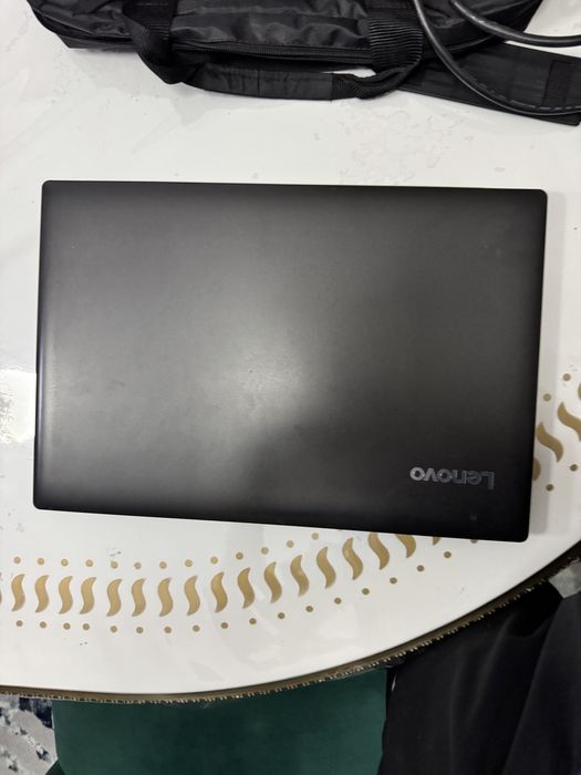 Продам ноутбук LENOVO
