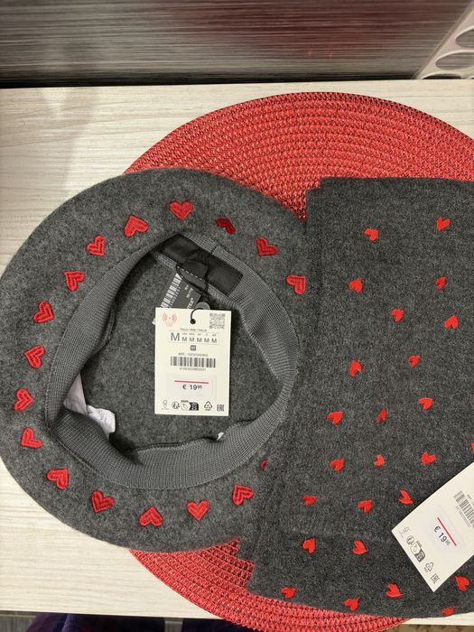 Set basca 100% lână + fular Zara- noi