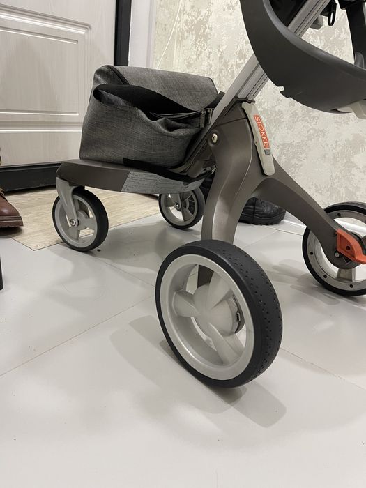 Детская коляска stokke