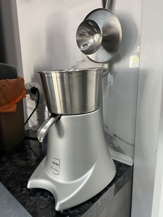 Професионална фреш машина за цитруси