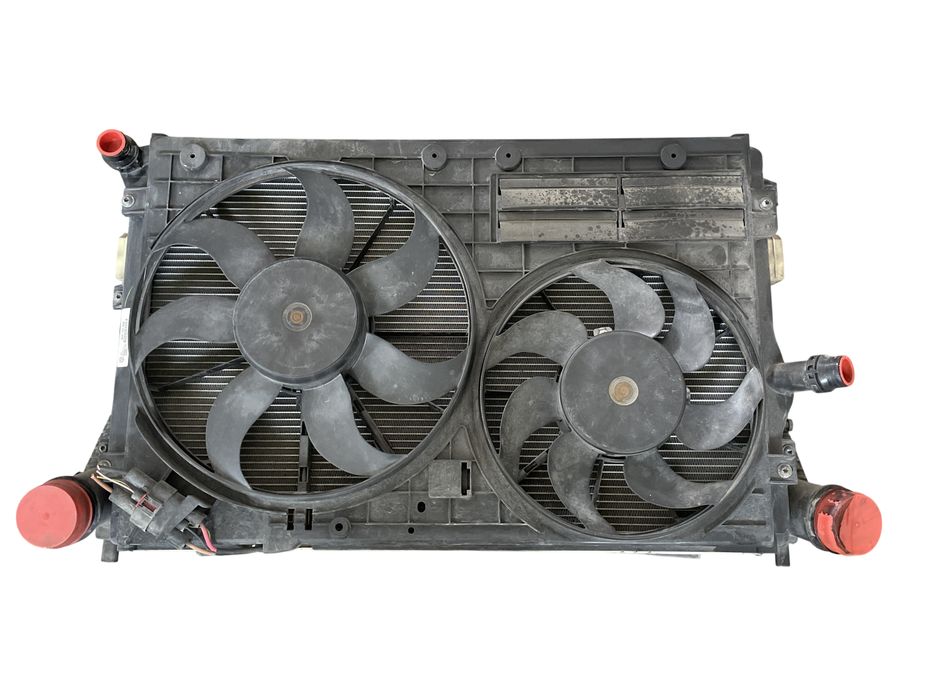 Set radiatoare cu electroventilator Volkswagen Passat B7 2012 cod 1K0121251DM 3C0820411G 3C0145805AM 1K0121205AD