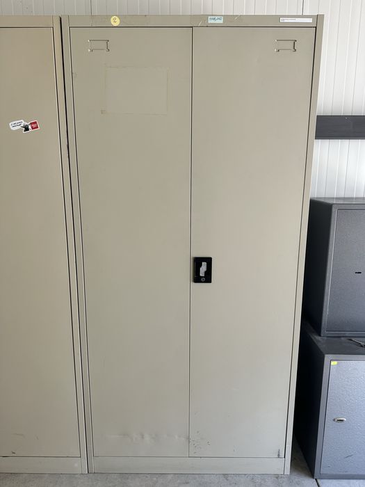 Метални шкафове