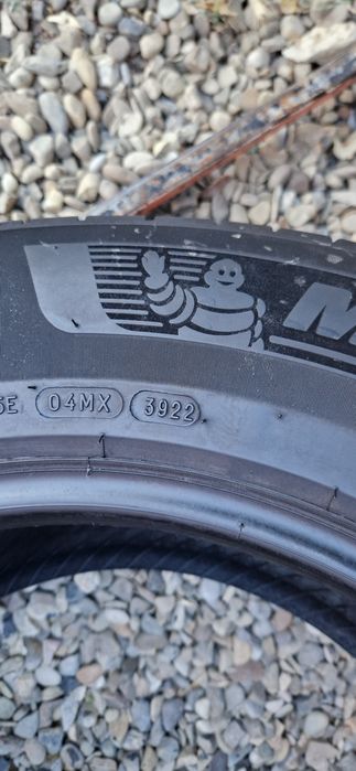 2 Anvelope Michelin 265 60 R18 de vara . Dot 2022