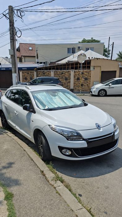 RENAULT Megane
