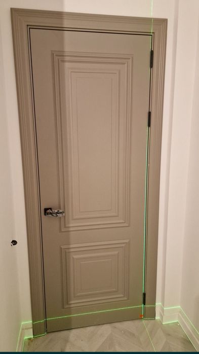 Установка  Дверей