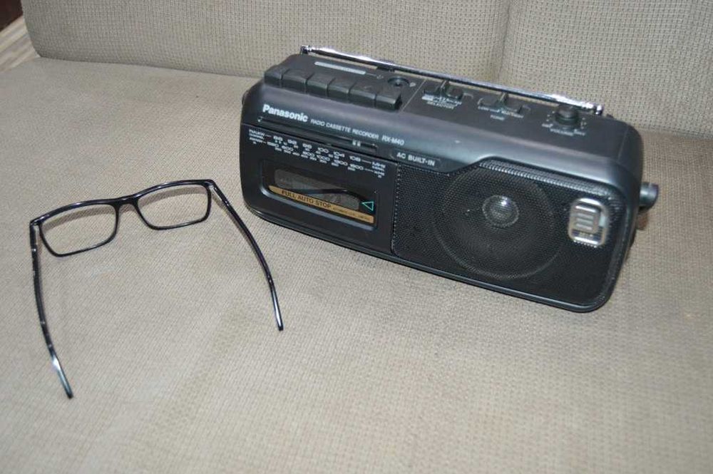 Panasonic RX-M40 Radiocasetofon portabil stare perfectă, Baterii cadou