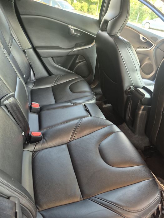 Vând Volvo V40 !
