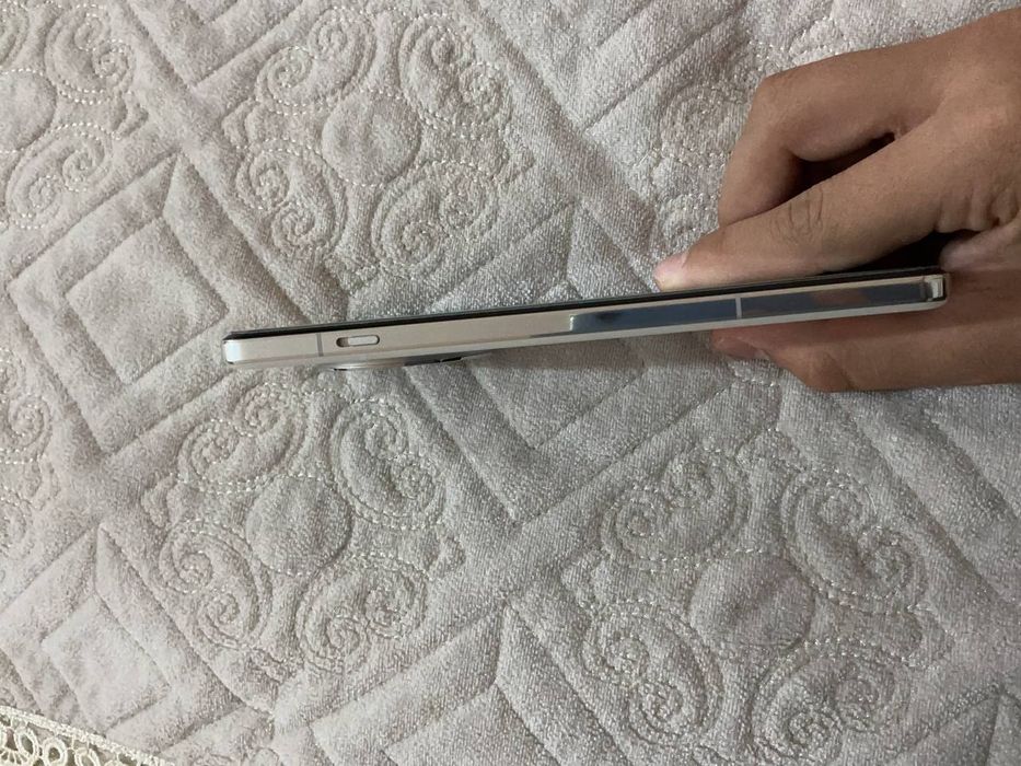 Продам Oneplus 13 CN 12/256