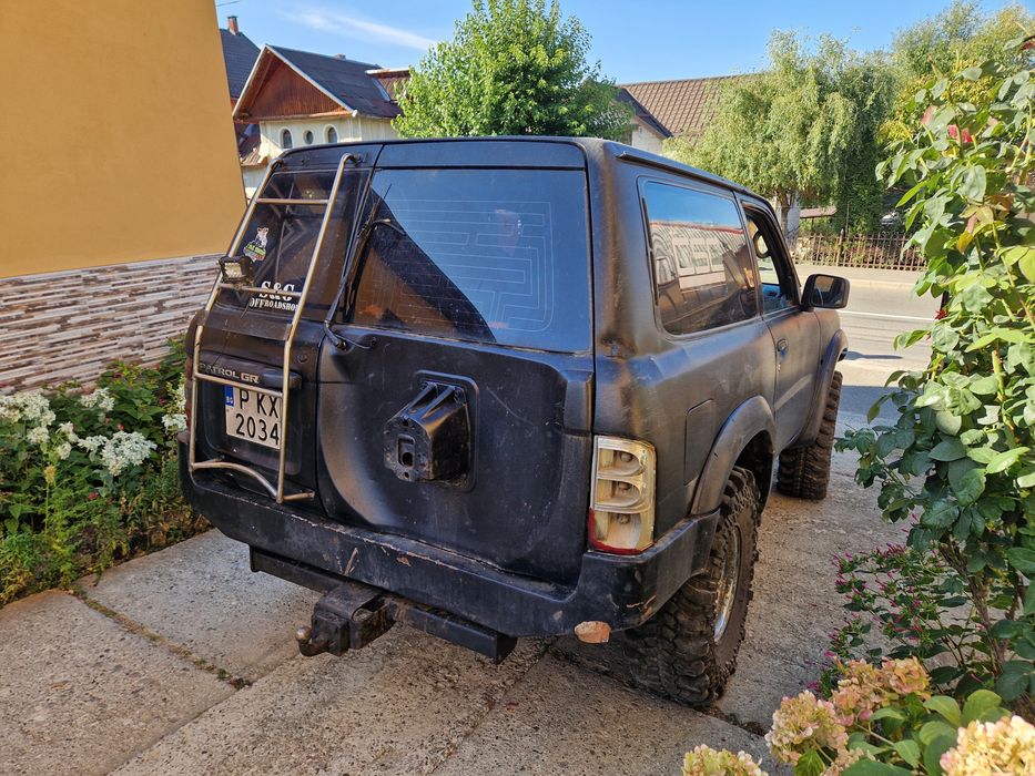 Vând Nissan Patrol, mașină de legendă,