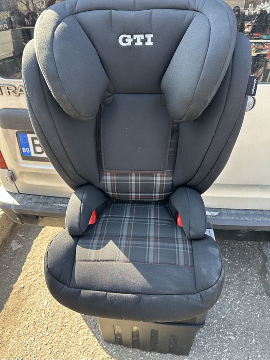 Детско столче VW GTI