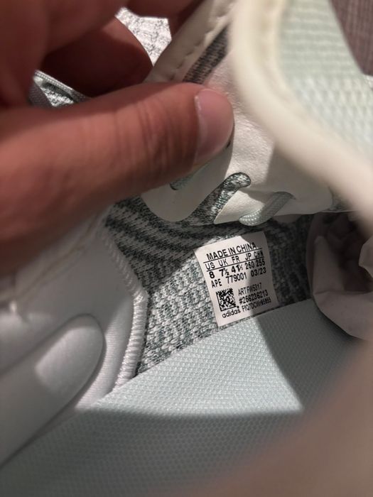 Yeezy boost ling blue