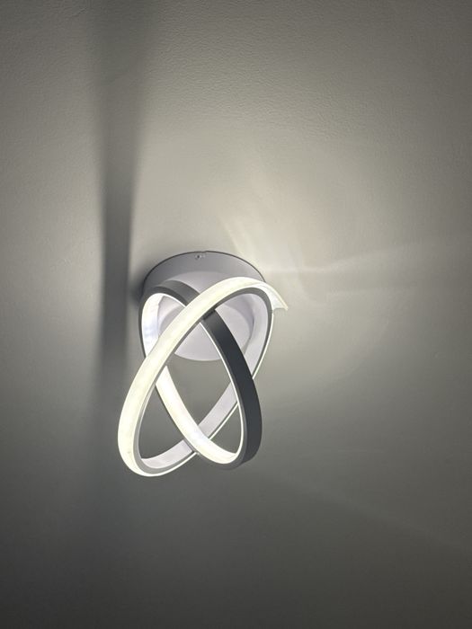 Продам люстры в хорошем состоянии