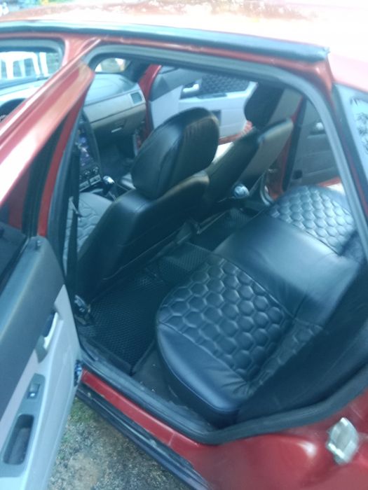 Продам приору   ..