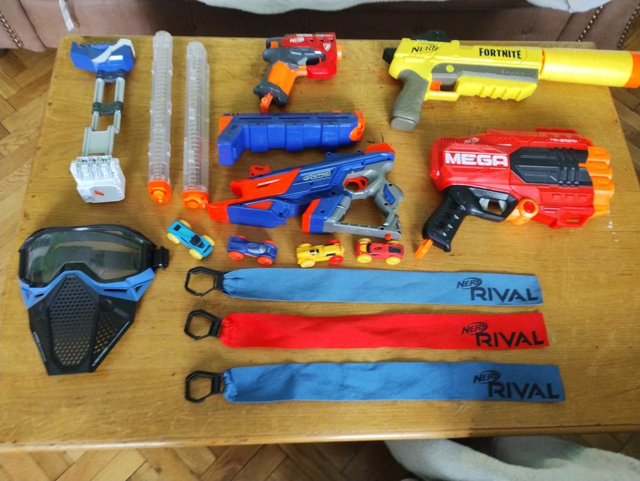 NERF колекция с много аксесоари