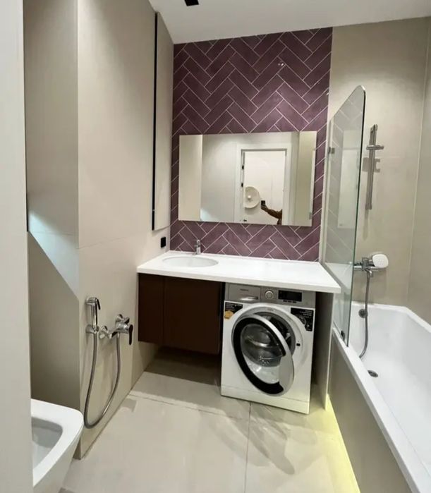 Oybek metro Gabusda 3 xonali kvartira ijaraga beriladi.i.