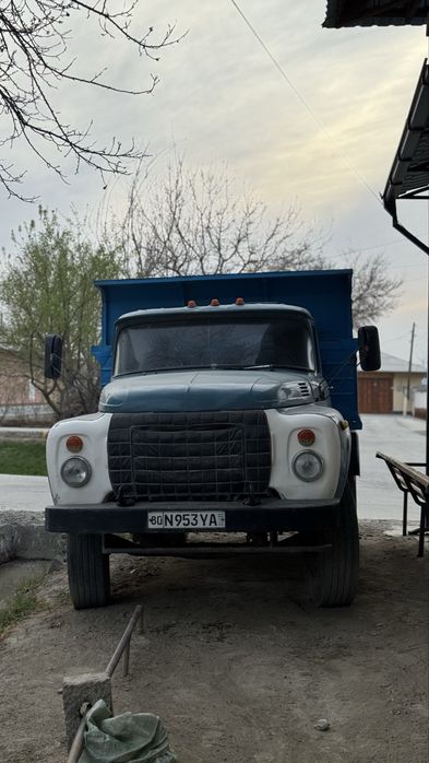 Zil yili 1989 holati ideal motorda ishi yoq balonlari yevro qoyilgan