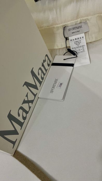 Женский воротник Max Mara. Аксессуар