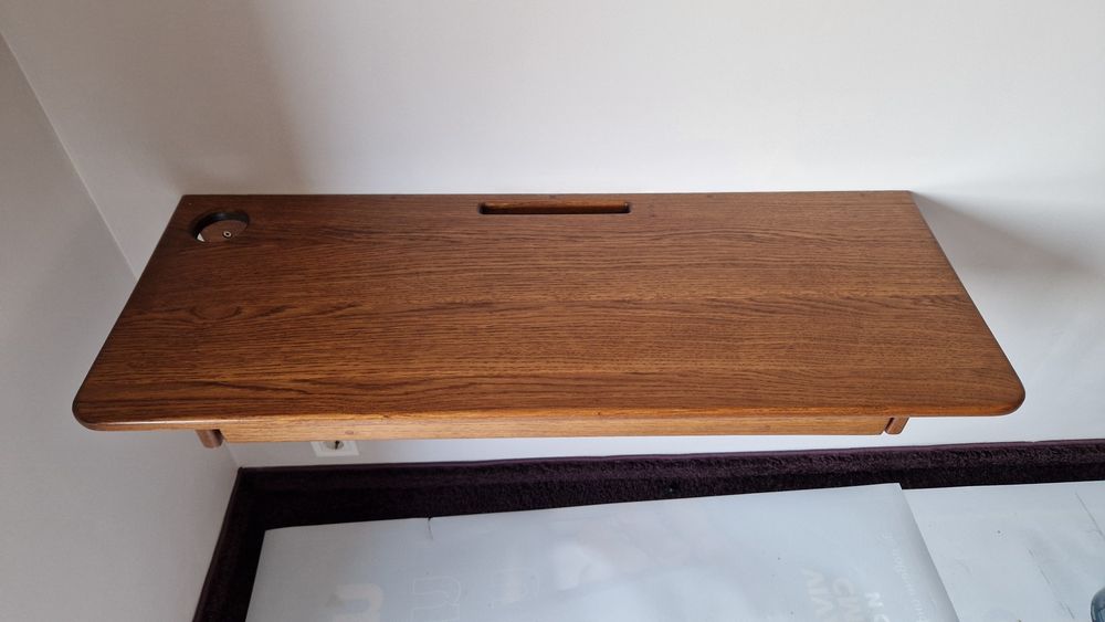 Бюро от масив, правено по поръчка.