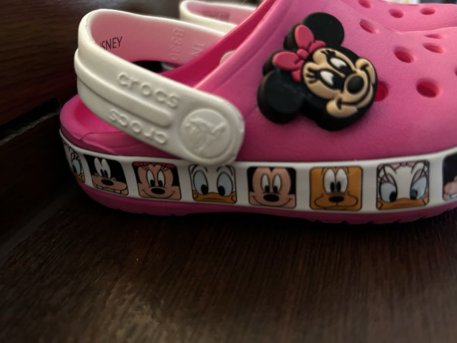 Crocs original Disney Minnie Mouse marimea 5