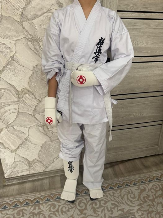 Кимано с защитками 10000