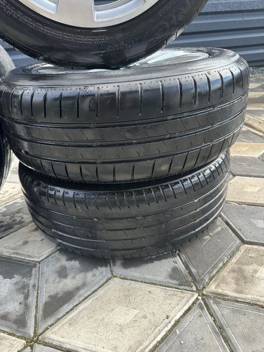 Jante aliaj Mercedes Benz 5x112  5 x 120 R16 + cauciucuri 205 / 55 / R16 A2044011102 et 43