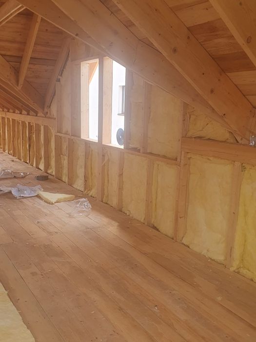 Reparatii acoperisuri montaj tabla Mansardari dulgherie acoperis