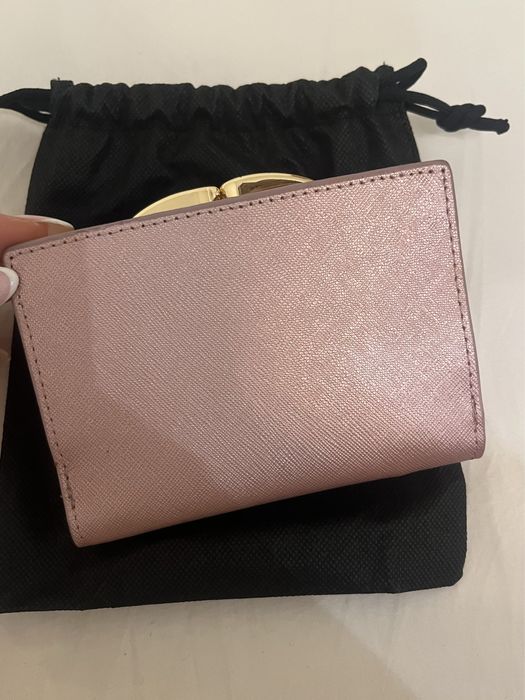 НОВО! Дамски портфейл от естествена кожа ROSSI