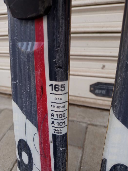 Ски със автомати