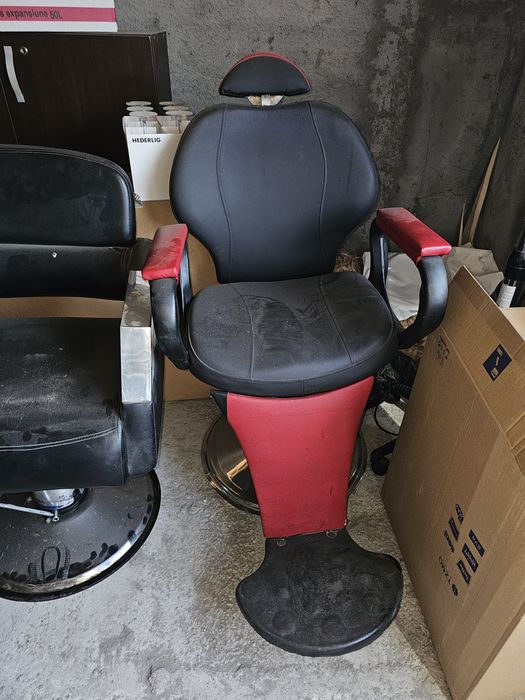 Scaun frizerie nou întreținut