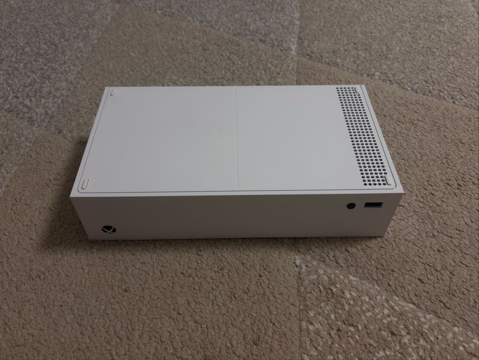 Xbox Series S +2 Manete