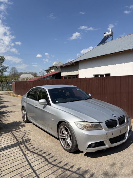 Dezmembrez bmw e90 facelift