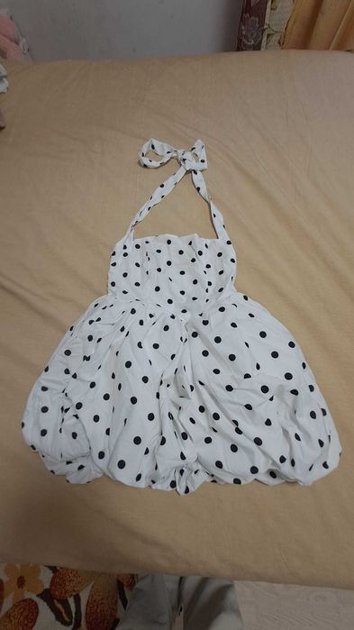 Rochie alba cu buline marimea L noua