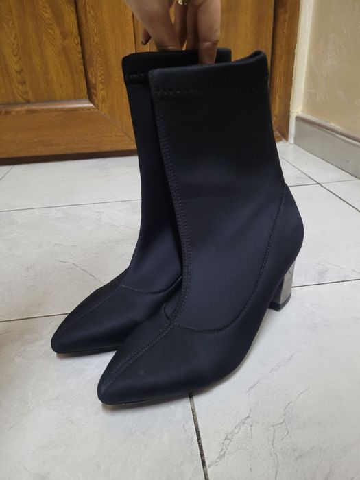 Дамски стилни боти