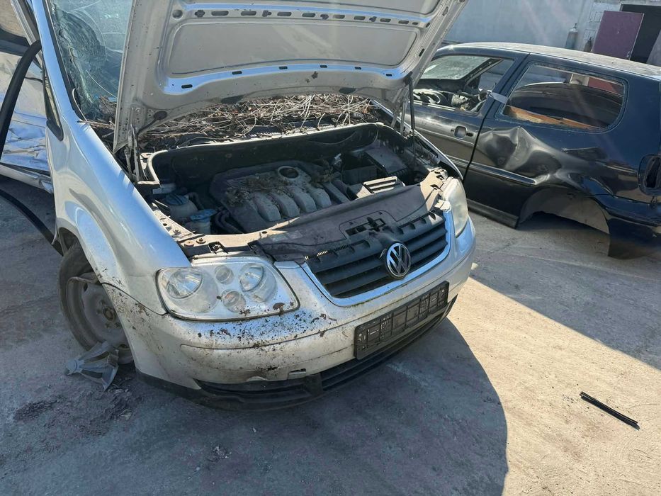 vw touran 1.9 bkc на части тоаран 1.9 тди бкц теглич
