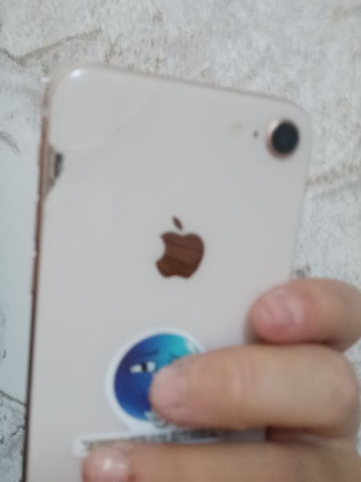iPhone 8 iPhone 8